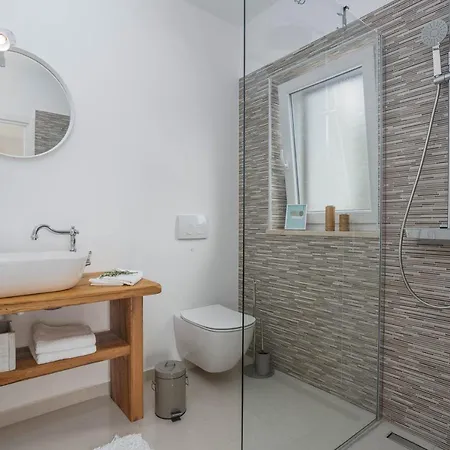 Antonada Ferienhaus Vrh (Krk)