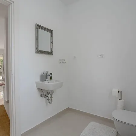 Antonada Ferienhaus *