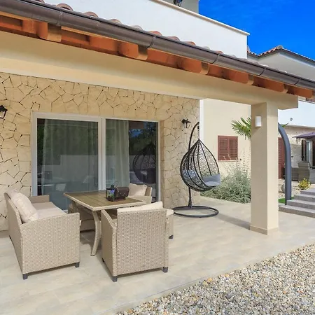 Holiday home Antonada Vrh (Krk)